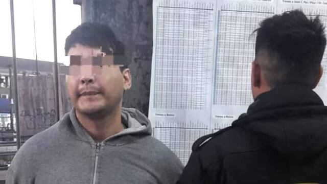 Giménez tras ser detenido en la terminal de Retiro.