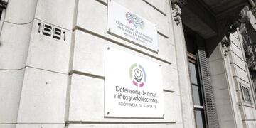 El primer aviso sobre el caso lo recibió la Defensoría de Niñas, Niños y Adolescentes de Santa Fe.
