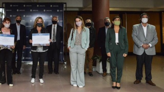 Los distintos "hacedores" de Vendimia que integran la UNCuyo fueron reconocidos por el rectorado por su participación en la película que reemplazó a la Fiesta Nacional. Fuente UNCuyo