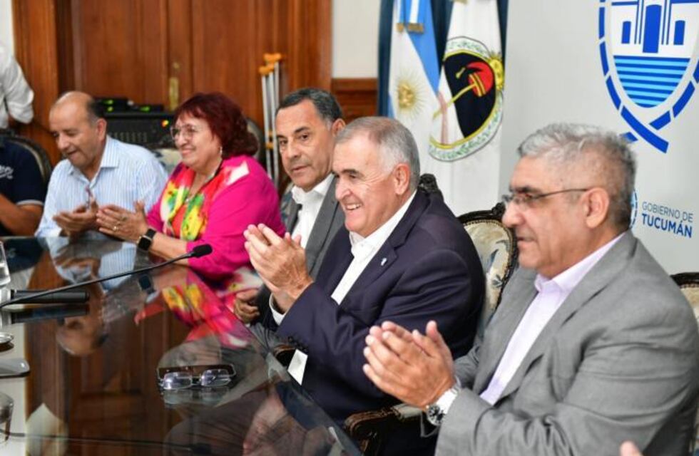 Gobierno y gremios retomarán el diálogo salarial en junio