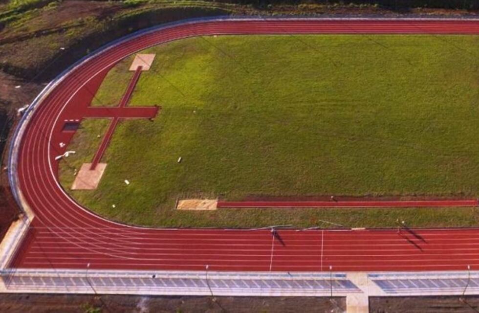 Ushuaia: Apertura de sobres para construir una pista de Atletismo