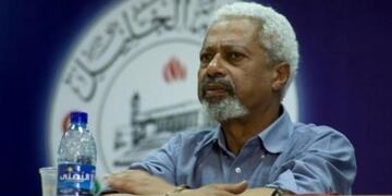 Abdulrazak Gurnah, el novelista tanzano que ganó el premio Nobel de Literatura. (Gentileza Clarín).