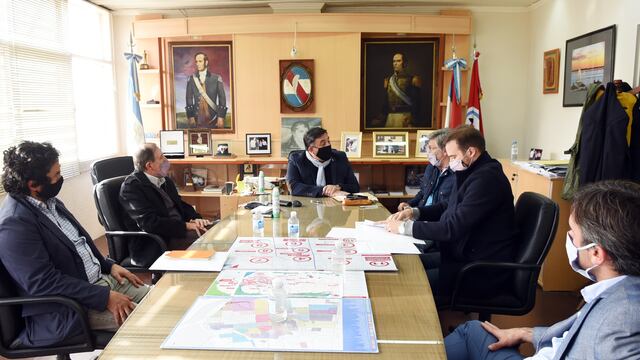 “Industrias Farmacéuticas de Entre Ríos” se radicará en el Parque Industrial, para lo cual se firmó el convenio correspondiente. INFADER es un laboratorio que tiene al Instituto del Seguro como accionista