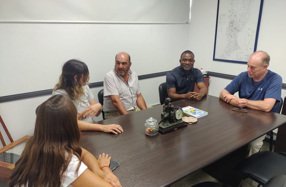 Estudiante de doctorado proveniente de Nigeria investigó en Rafaela junto a UTN