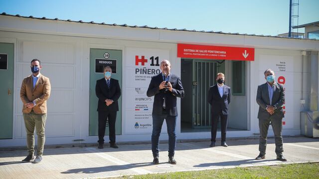 El gobernador de Santa Fe, Omar Perotti, inauguró un centro de aislamiento penitenciario en la cárcel de Piñero. (@omarperotti)