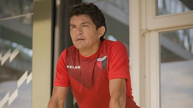 El futbolista de 36 años comenzó a trabajar a la par de sus compañeros. (@colonoficial)
