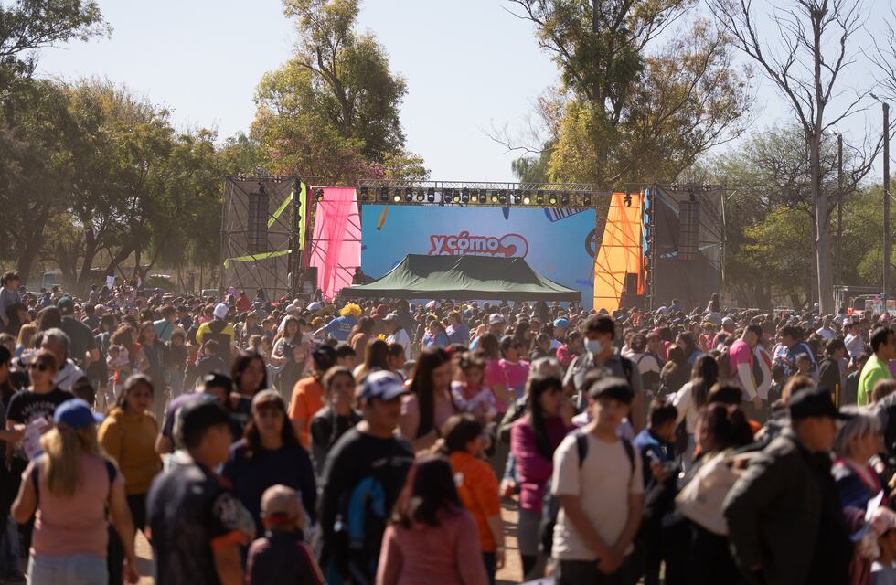 Catamarca vivió una fiesta de la niñez con “Un Mundo de Colores”