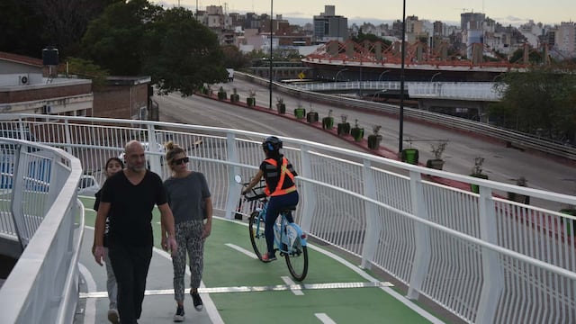 Nueva Ciclovía elevada que une General Paz con el Parque Sarmiento y Nva. Córdoba. (Facundo Luque / La Voz)
