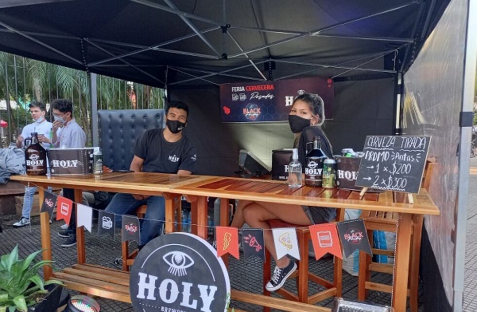 Cierre exitoso de la feria de descuento del Black Friday en Posadas