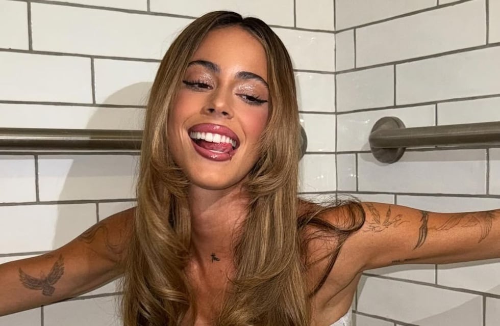 Tini Stoessel se robó todas las miradas con su look urbano y marcó tendencia con los borcegos estrellas de la temporada