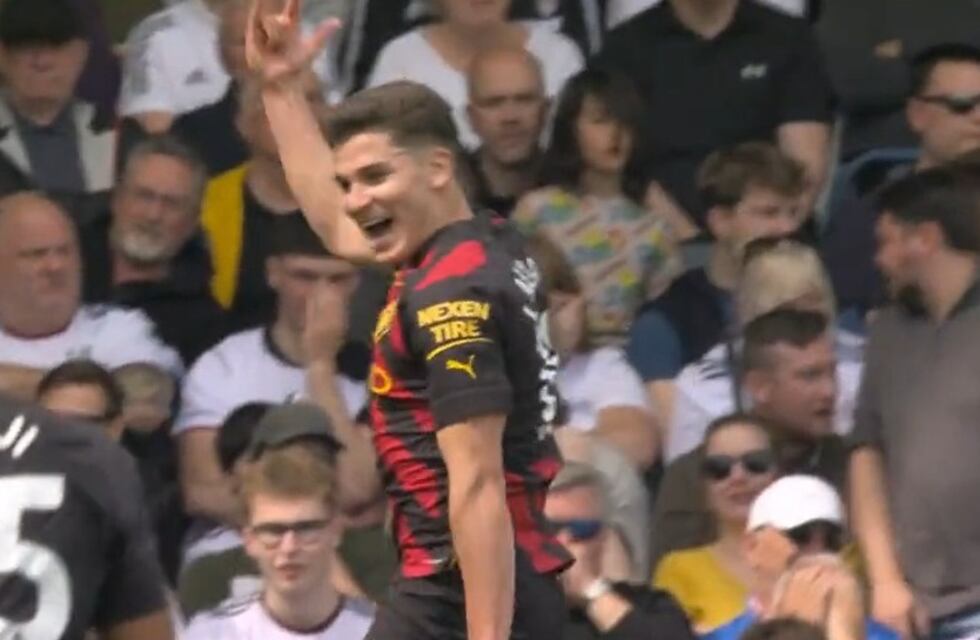 “Ni yo me lo creo”: Julián Álvarez marcó un ‘golazo’ ante el Fulham y así fue su reacción