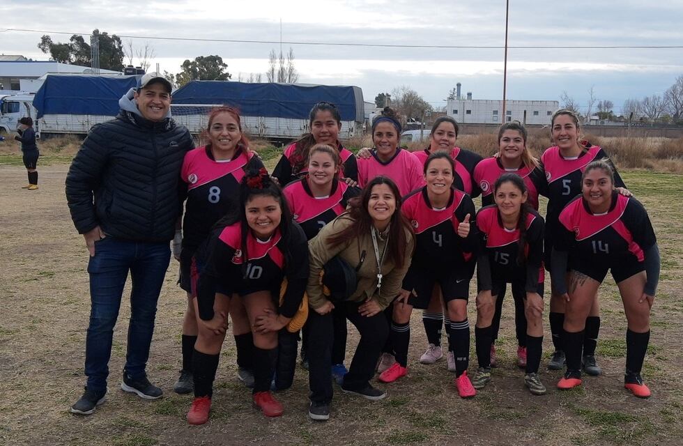 Fútbol Femenino: disputadas dos fechas, tres equipos son líderes