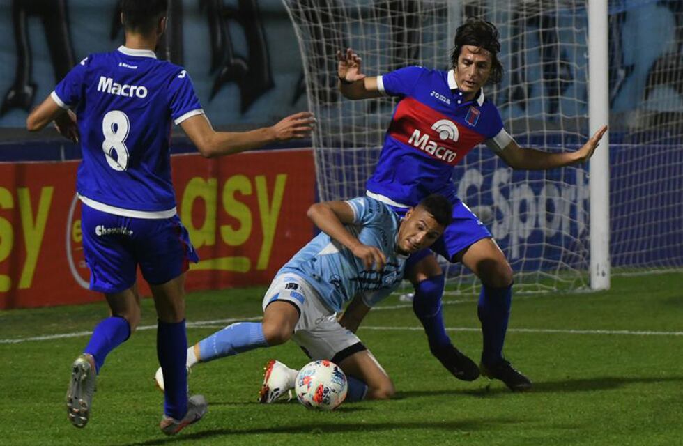 Estudiantes empató en Río Cuarto con Tigre, uno de los candidatos