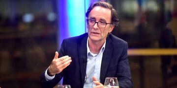 El ministro Osvaldo Giordano dio su opinión sobre la polémica por el médico trucho del COE