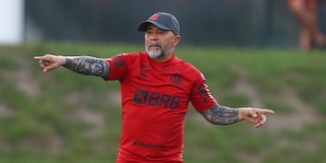 Sampaoli en una práctica al mando de Flamengo, su tercer equipo en Brasil