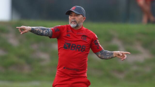 Sampaoli en una práctica al mando de Flamengo, su tercer equipo en Brasil