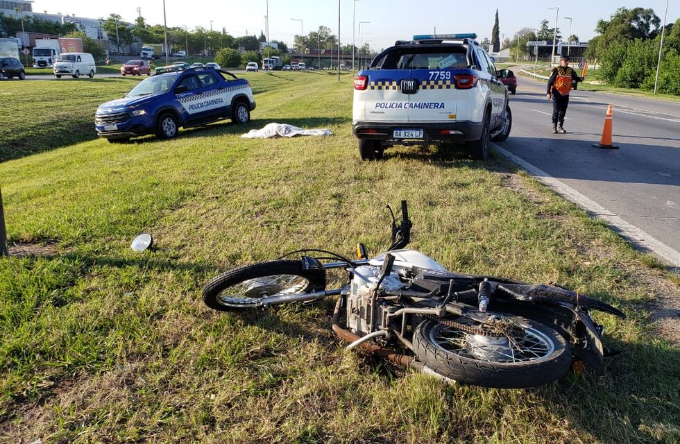 Triple choque de motos en Córdoba, con saldo fatal