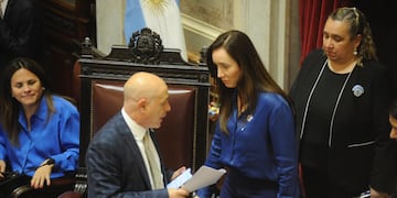 La vicepresidenta Victoria Villarruel y el presidente provisional del Senado, Bartolomé Abdala (Foto: Federico López Claro)