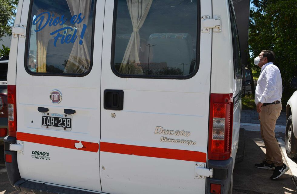 Balearon una combi que llevaba trabajadores de bromatología del municipio de Resistencia