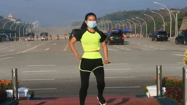 Insólito: hizo su clase de aerobic sin notar un golpe de Estado