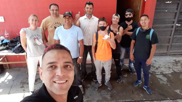 Lavaderos de autos se unieron por solidaridad