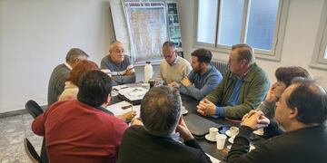 Nocturnidad en Tres Arroyos: Cordiglia se reunió con ediles