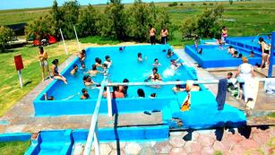 El predio de aguas termales está "escondido" en el interior de Córdoba y será estudiado por geólogos.