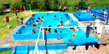 El predio de aguas termales está "escondido" en el interior de Córdoba y será estudiado por geólogos.