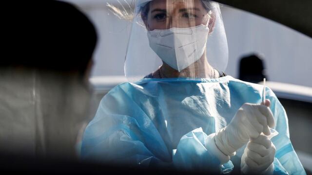 Las muertes en Córdoba, al borde de las 2.400.