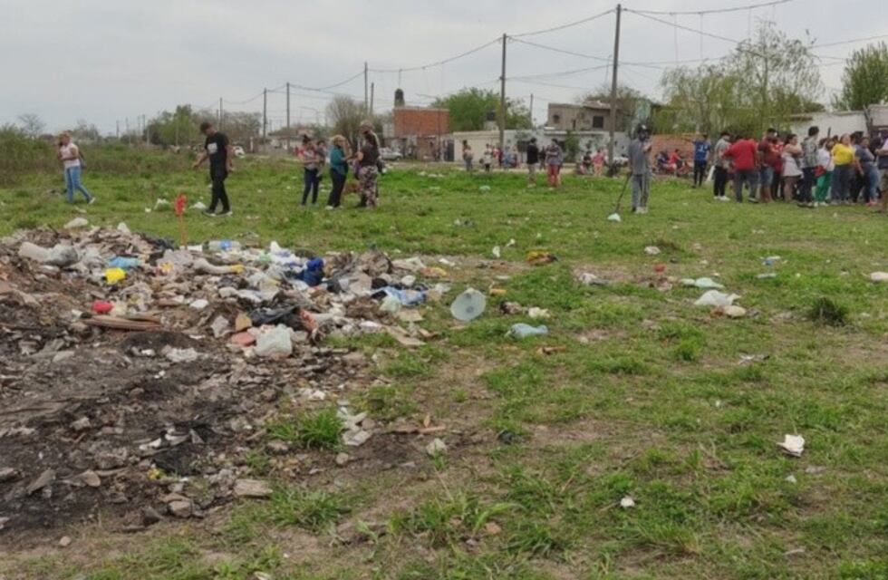 Desalojaron 50 familias de terrenos tomados en Pérez