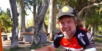 Alejandro Saluzzo ciclista rural de Arroyito