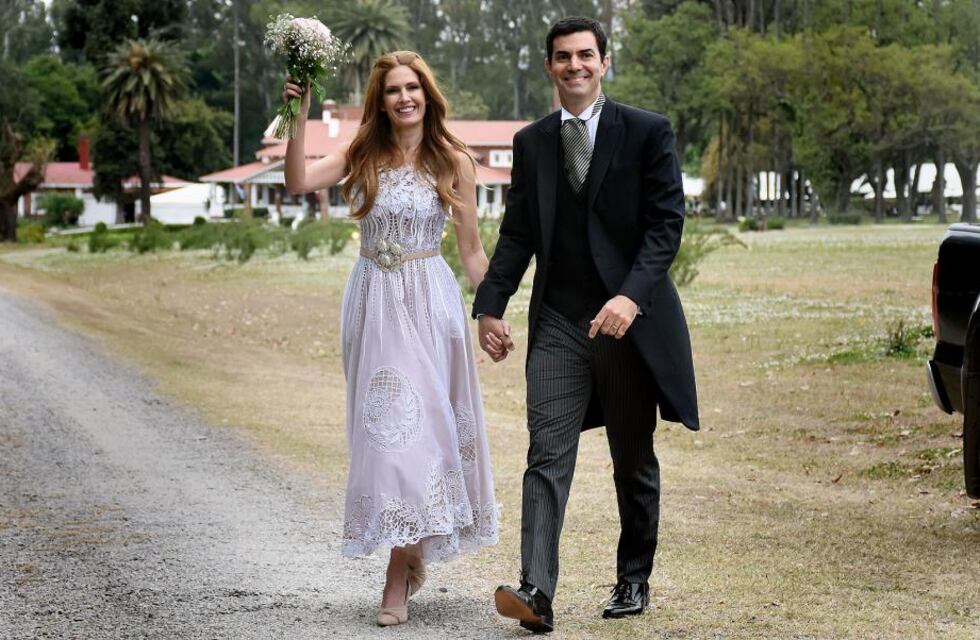 El amor y una exposición inevitable: los romances de los políticos y figuras del espectáculo