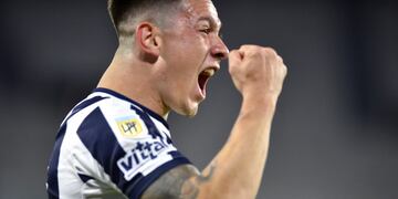Rodrigo Garro metió dos fantásticos goles en la victoria de Talleres (Ramiro Pereyra / La Voz).