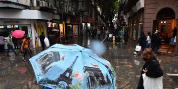Llovizna en Córdoba para buena parte del lunes, según el pronóstico.