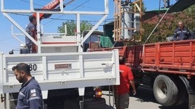 Nuevo transformador para la Cooperativa Eléctrica de Soldini