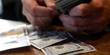 El dólar blue volvió a bajar en Córdoba.