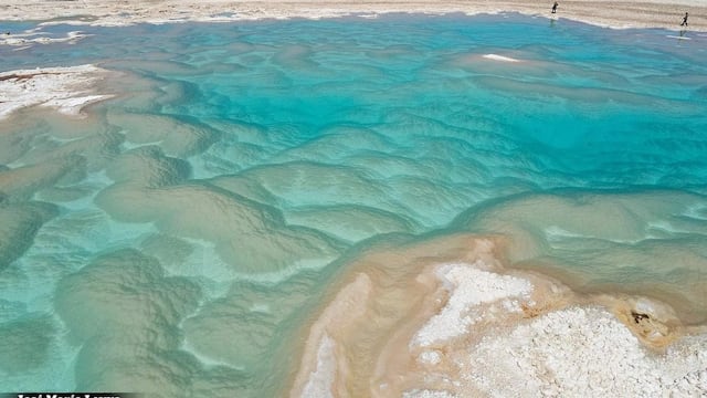 El Salar de Antofalla es un destino perfecto para visitar un fin de semana largo.