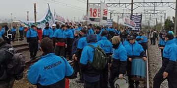 El servicio del tren Roca se ve interrumpido por un reclamo sindical