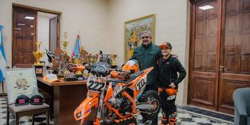 El gobernador Raúl Jalil lo recibió en Casa de Gobierno.