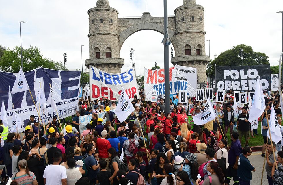Córdoba se sumó al piquete nacional contra el gobierno de Javier Milei y afectó diversos sectores de la ciudad