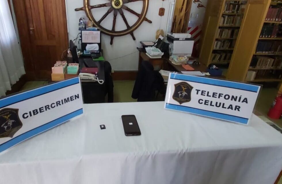 Allanamiento en la Base Naval de Puerto Belgrano por grooming