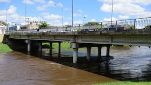 El hombre perdió la vida en el Río Suquía de Córdoba. (José Gabriel Hernández / La Voz)
