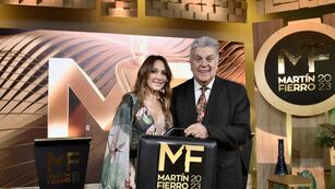 Luis Ventura y Vero Lozano dieron a conocer los nominados a los Premios Martín Fierro 2023.
