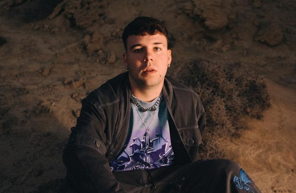 Trabajó como albañil y visitó Argentina antes de grabar su BZRP Music Session: 10 cosas que no sabías de Quevedo