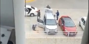Violento asalto en el complejo Terraforte II de Gama en una operación ilegal de compra-venta de dólares.