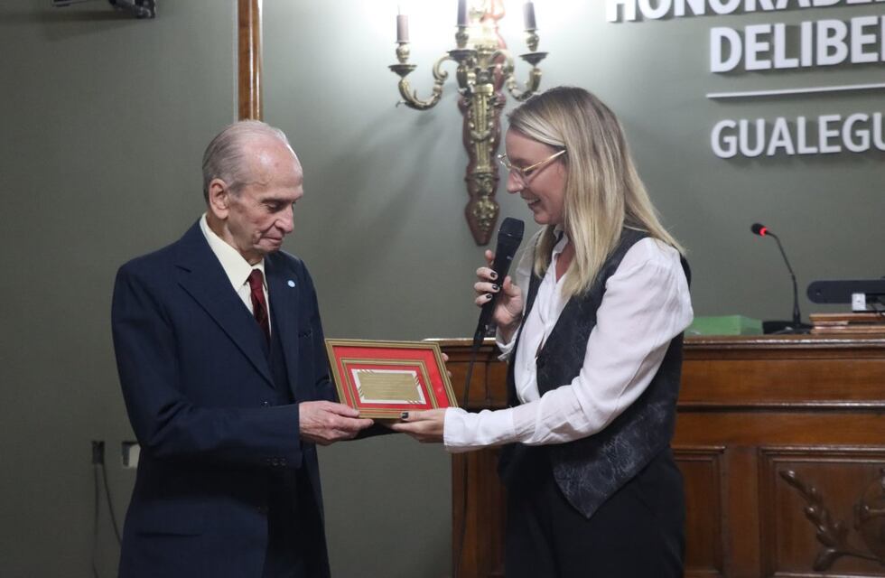 Don Enrique Castiglioni fue declarado “Personalidad Destacada” de Gualeguaychú