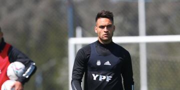 Lautaro Martínez no jugará ante Paraguay por una sobrecarga muscular.