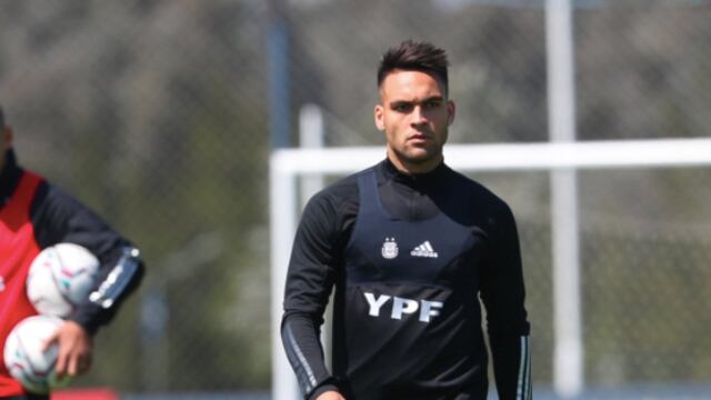 Lautaro Martínez no jugará ante Paraguay por una sobrecarga muscular.