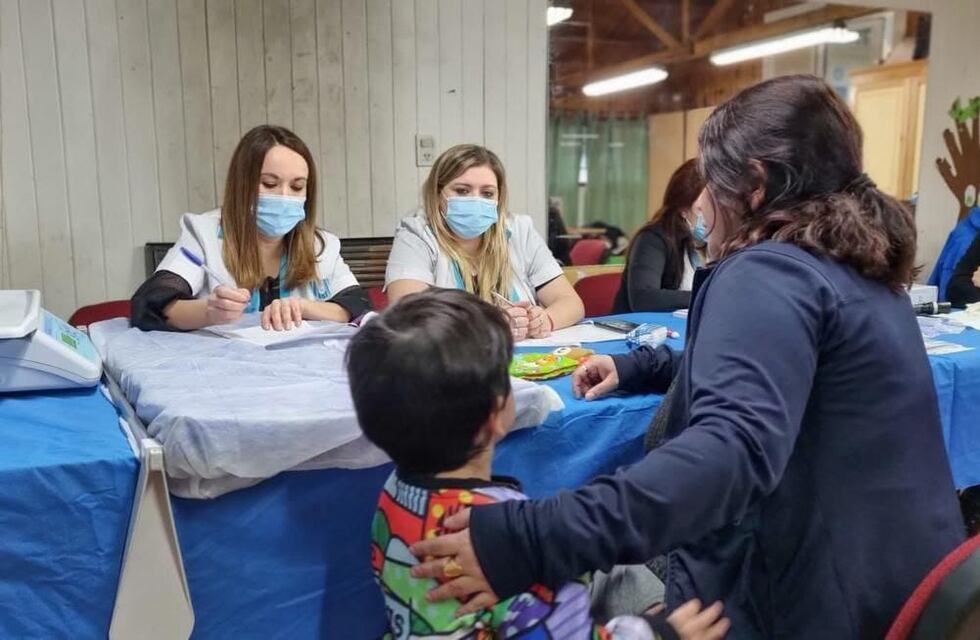 Ushuaia: controles de salud a niños en el barrio Los Morros