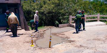 Las obras sobre el puente en Pomán.